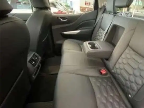 NISSAN-FRONTIER-2025