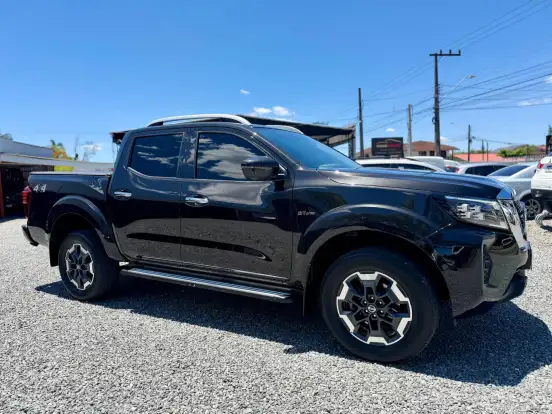 NISSAN-FRONTIER-2022