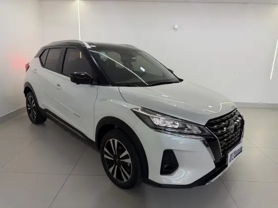 NISSAN KICKS 1.6 16V FLEXSTART EXCLUSIVE XTRONIC NISSAN KICKS 1.6 16V FLEXSTART EXCLUSIVE XTRONIC
