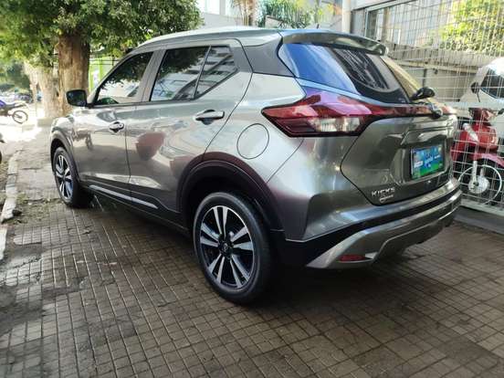 NISSAN-KICKS-2022