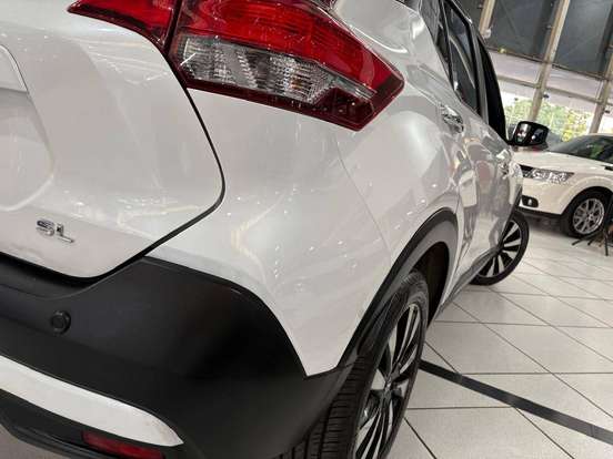 NISSAN-KICKS-2020