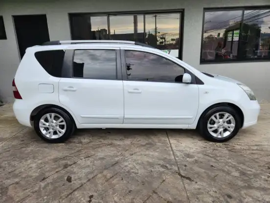 NISSAN-LIVINA-1.6 S 16V FLEX 4P MANUAL NISSAN-LIVINA-2013