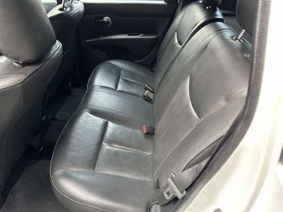 NISSAN-LIVINA-2014