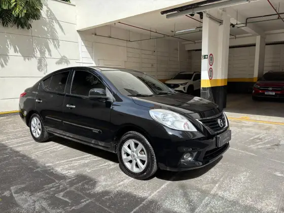 NISSAN VERSA 1.6 16V FLEX SL 4P MANUAL NISSAN VERSA 1.6 16V FLEX SL 4P MANUAL