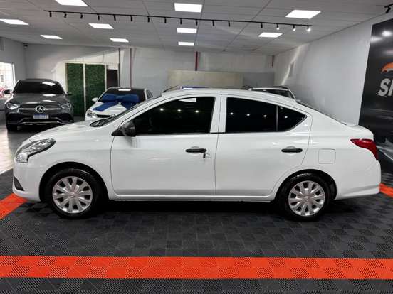 NISSAN-VERSA-1.6 16V FLEXSTART V-DRIVE PREMIUM XTRONIC NISSAN-VERSA-2020