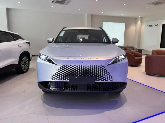 OMODA 7 1.5 TGDI PHEV PRESTIGE DHT OMODA 7 1.5 TGDI PHEV PRESTIGE DHT
