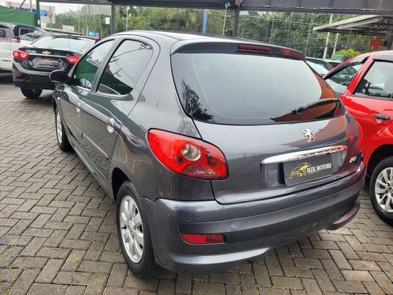 PEUGEOT-207-1.4 XR SPORT 8V FLEX 4P MANUAL PEUGEOT-207-2010