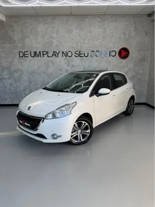 PEUGEOT 208 1.6 GRIFFE 16V FLEX 4P AUTOMÁTICO PEUGEOT 208 1.6 GRIFFE 16V FLEX 4P AUTOMÁTICO