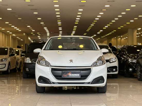 PEUGEOT-208-2017