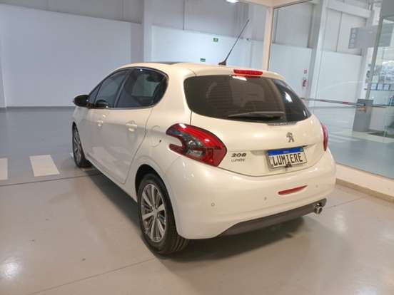 PEUGEOT-208-1.6 GRIFFE 16V FLEX 4P AUTOMÁTICO PEUGEOT-208-2016