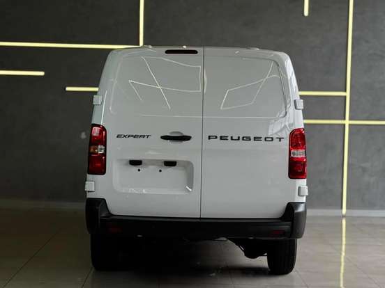 PEUGEOT-EXPERT-2025