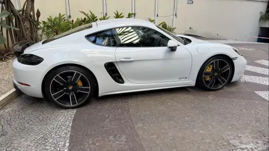 PORSCHE-718-2018