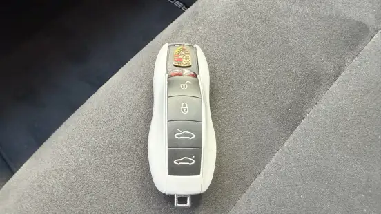 PORSCHE-718-2018
