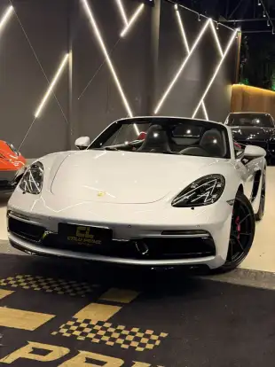 PORSCHE-718-2024