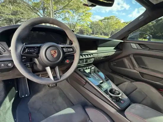 PORSCHE-911-3.6 24V H6 T-HYBRID CARRERA GTS PDK PORSCHE-911-2025