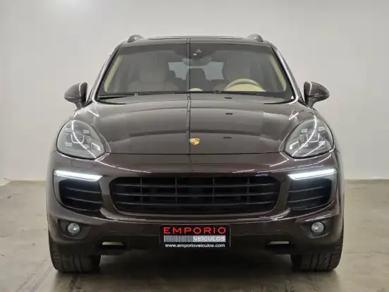 PORSCHE-CAYENNE-2018
