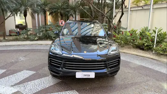 PORSCHE-CAYENNE-2018