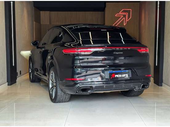 PORSCHE-CAYENNE-2020
