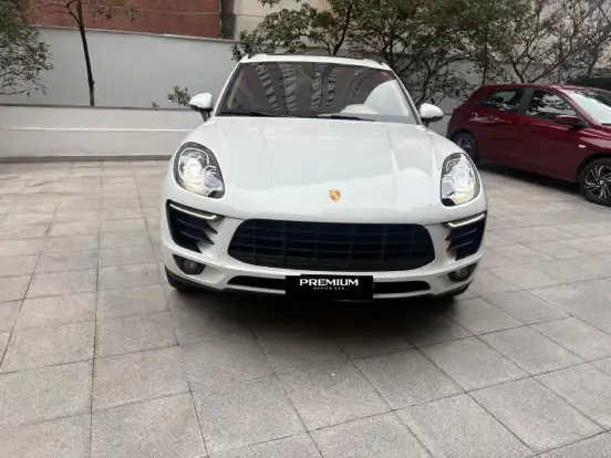 PORSCHE-MACAN-2014
