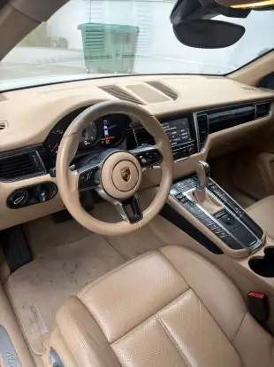 PORSCHE-MACAN-2014