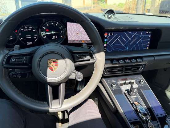 PORSCHE-911-2020