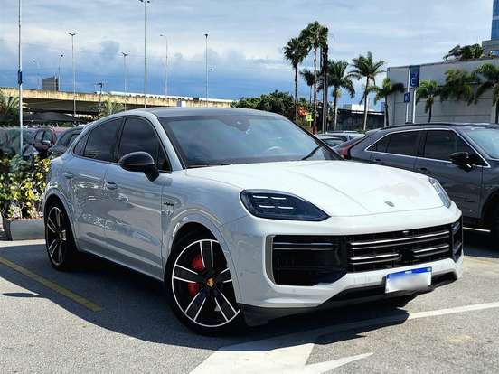 PORSCHE-CAYENNE-4.0 V8 E-HYBRID TURBO COUPÉ AWD TIPTRONIC S PORSCHE-CAYENNE-2025
