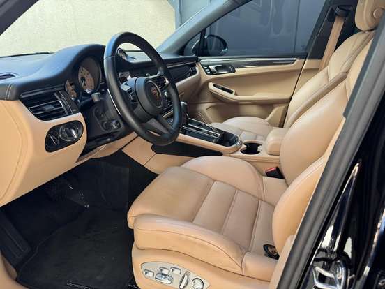 PORSCHE-MACAN-2023