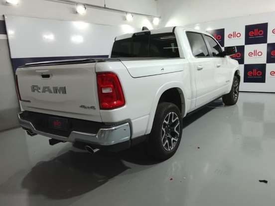 RAM-1500-3.0 HURRICANE 6 BITURBO GASOLINA LARAMIE CD 4X4 AUTOMÁTICO RAM-1500-2024