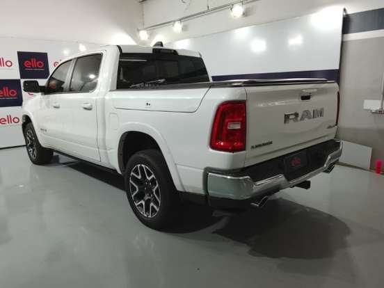 RAM-1500-3.0 HURRICANE 6 BITURBO GASOLINA LARAMIE CD 4X4 AUTOMÁTICO RAM-1500-2024