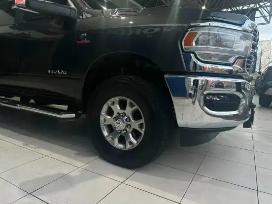 RAM-2500-6.7 I6 TURBO DIESEL LARAMIE CD 4X4 AUTOMÁTICO RAM-2500-2024
