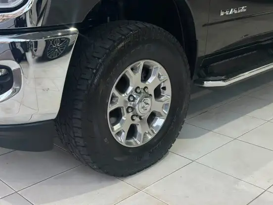 RAM-2500-6.7 I6 TURBO DIESEL LARAMIE CD 4X4 AUTOMÁTICO RAM-2500-2024