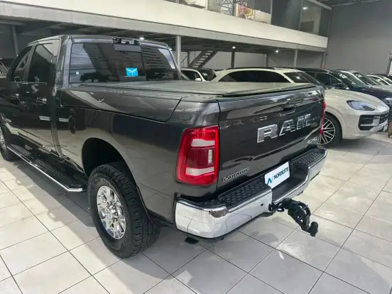 RAM-2500-6.7 I6 TURBO DIESEL LARAMIE CD 4X4 AUTOMÁTICO RAM-2500-2024