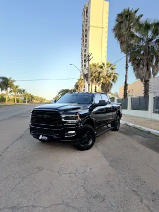 RAM 2500 6.7 I6 TURBO DIESEL NIGHT EDITION CD 4X4 AUTOMÁTICO RAM 2500 6.7 I6 TURBO DIESEL NIGHT EDITION CD 4X4 AUTOMÁTICO