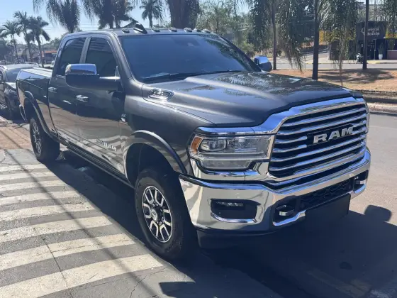 RAM 3500 6.7 I6 TURBO DIESEL LIMITED LONGHORN CD 4X4  AUTOMÁTICO