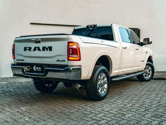 RAM-3500-6.7 I6 TURBO DIESEL LARAMIE CD 4X4 AUTOMÁTICO RAM-3500-2022