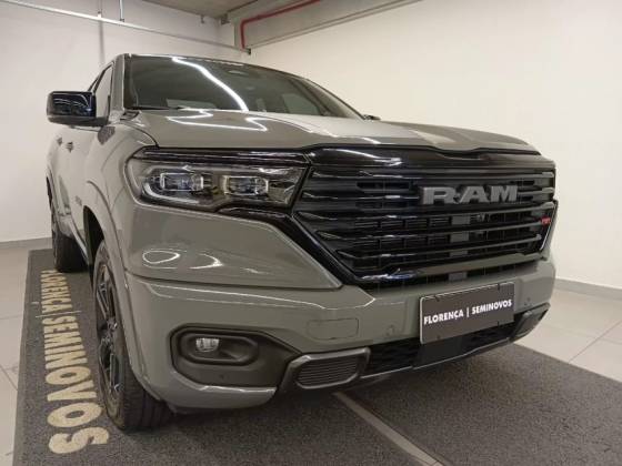 RAM RAMPAGE 2.0 HURRICANE 4 TURBO GASOLINA R/T 4X4 AUTOMÁTICO