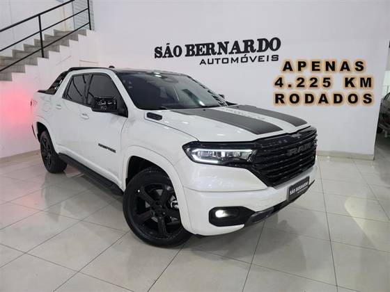 RAM RAMPAGE 2.0 HURRICANE 4 TURBO GASOLINA R/T 4X4 AUTOMÁTICO