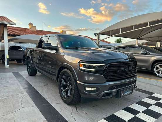 RAM-1500-5.7 V8 GASOLINA LIMITED NIGHT EDITION CD 4X4 AUTOMÁTICO RAM-1500-2023