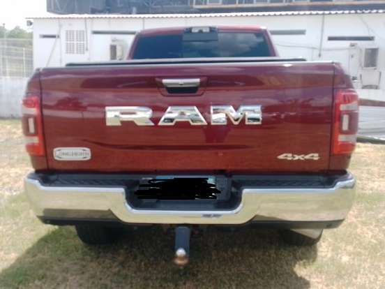 RAM-3500-6.7 I6 TURBO DIESEL LIMITED LONGHORN CD 4X4 AUTOMÁTICO RAM-3500-2022