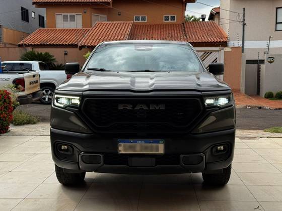 RAM RAMPAGE 2.0 HURRICANE 4 TURBO GASOLINA REBEL 4X4 AUTOMÁTICO
