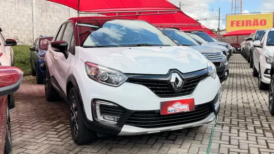 RENAULT CAPTUR 1.6 16V SCE FLEX INTENSE X-TRONIC RENAULT CAPTUR 1.6 16V SCE FLEX INTENSE X-TRONIC