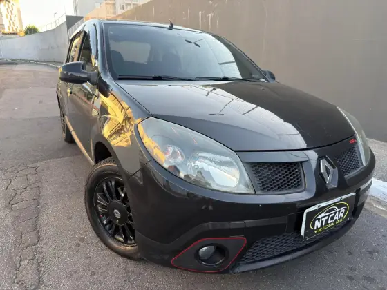RENAULT SANDERO 1.6 GT LINE LIMITED FLEX 4P MANUAL RENAULT SANDERO 1.6 GT LINE LIMITED FLEX 4P MANUAL