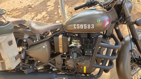 ROYAL ENFIELD CLASSIC 500 PEGASUS 
