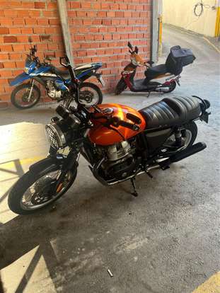 ROYAL ENFIELD-INTERCEPTOR-2020
