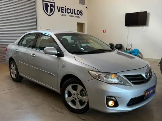 TOYOTA-COROLLA-1.8 GLI 16V FLEX 4P AUTOMÁTICO TOYOTA-COROLLA-2011