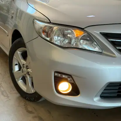 TOYOTA-COROLLA-2011