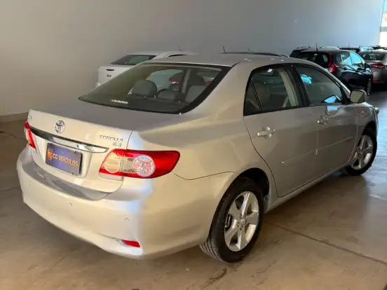 TOYOTA-COROLLA-1.8 GLI 16V FLEX 4P AUTOMÁTICO TOYOTA-COROLLA-2011