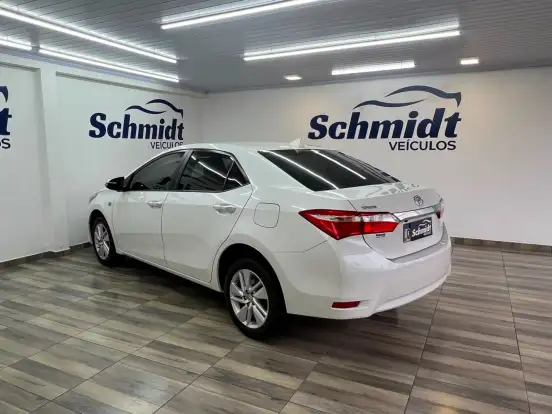 TOYOTA-COROLLA-1.8 GLI 16V FLEX 4P AUTOMÁTICO TOYOTA-COROLLA-2015