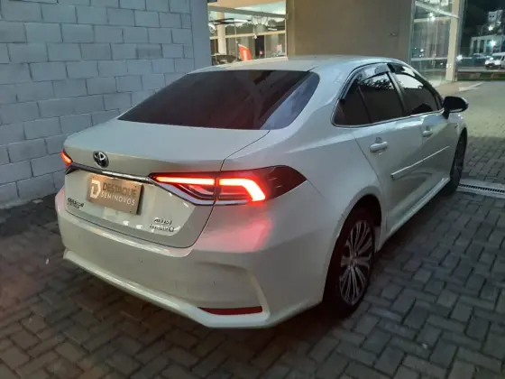 TOYOTA COROLLA 1.8 VVT-I HYBRID FLEX ALTIS PREMIUM CVT TOYOTA COROLLA 1.8 VVT-I HYBRID FLEX ALTIS PREMIUM CVT