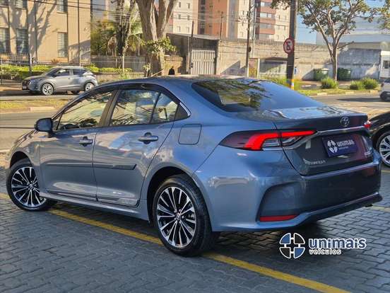 TOYOTA-COROLLA-2024